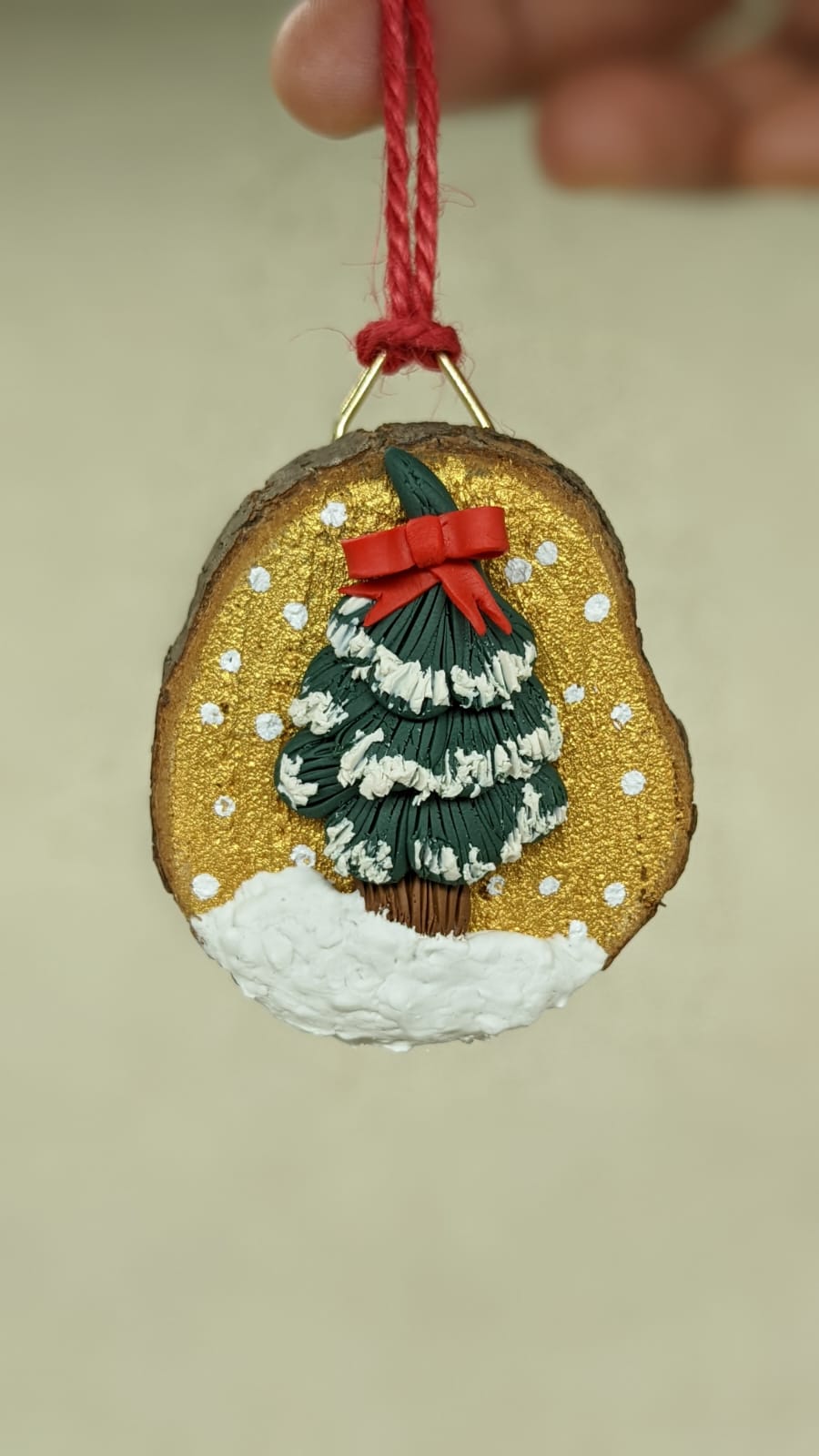 Xmas Tree on natural wood slice - Christmas Tree Ornament