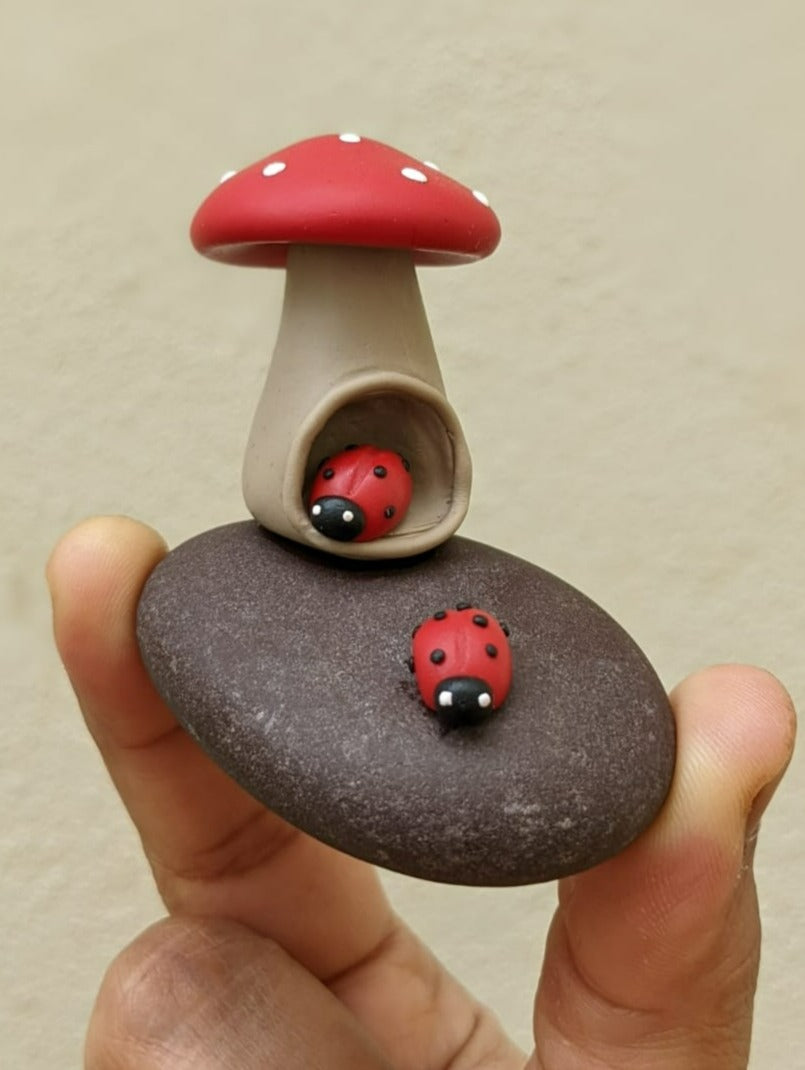 Miniature Lady Bug House